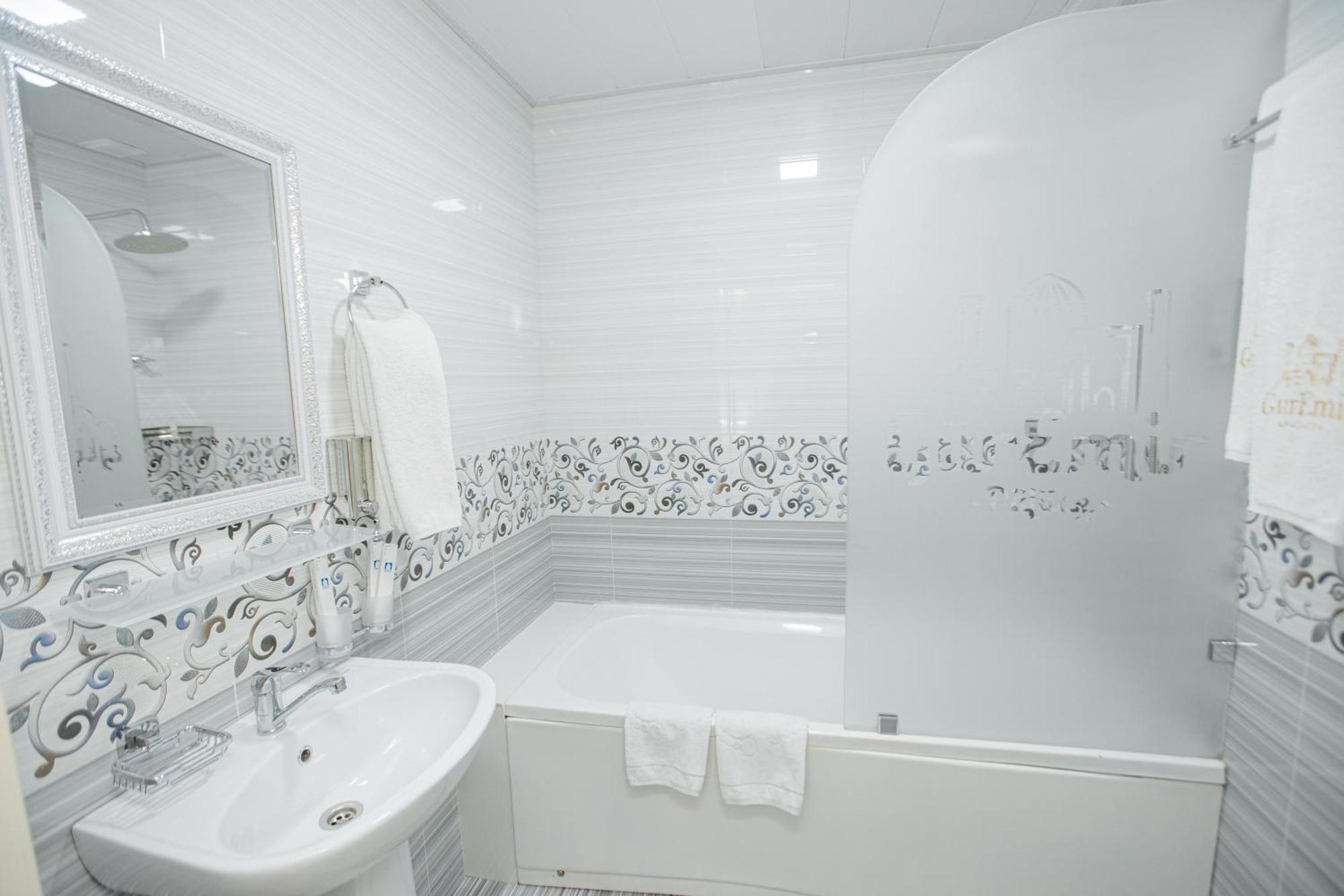 Gur Emir Palace Boutique Hotel 撒马尔罕 外观 照片